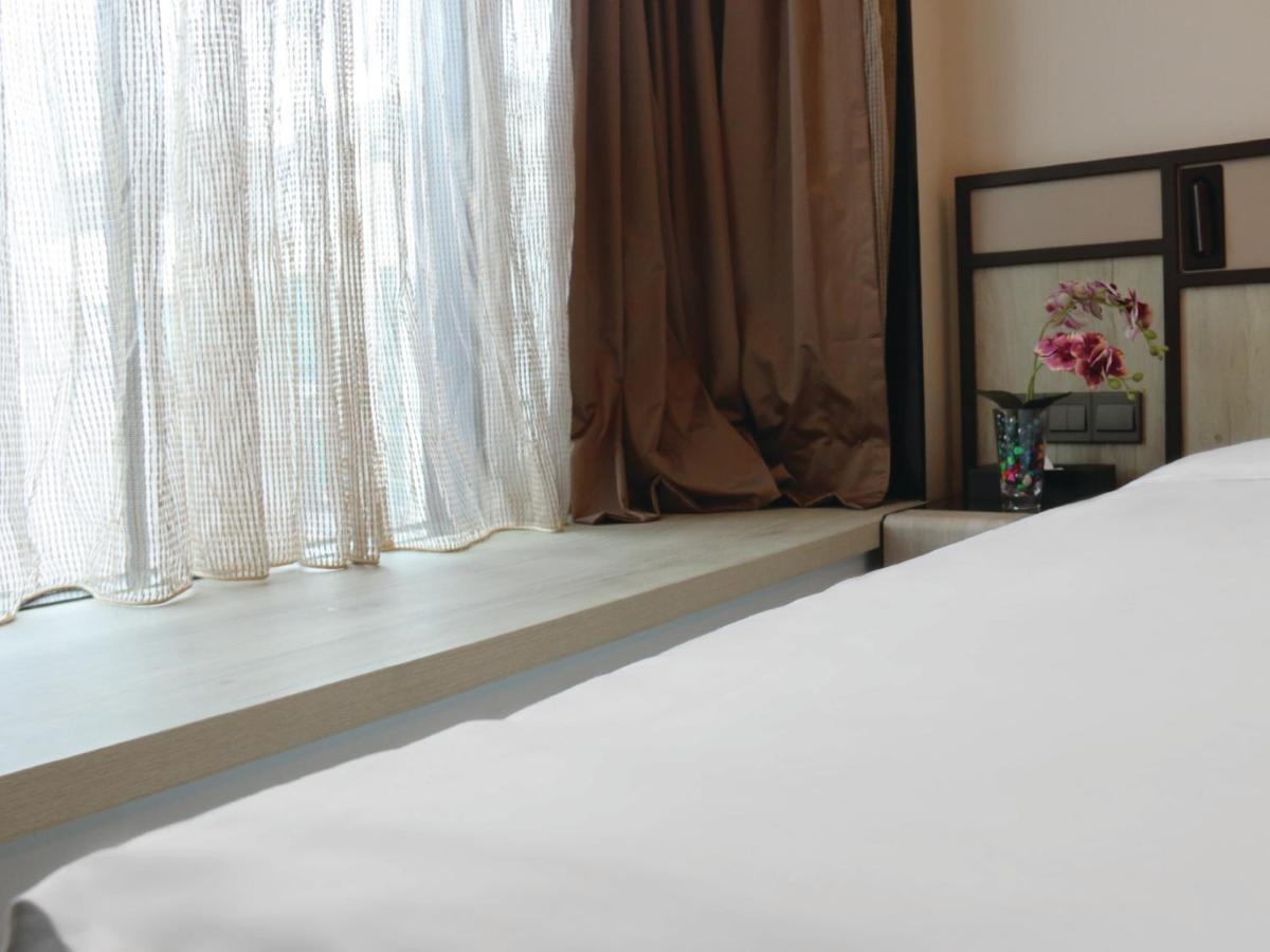 Aqueen Prestige Hotel Lavender Singapore Esterno foto